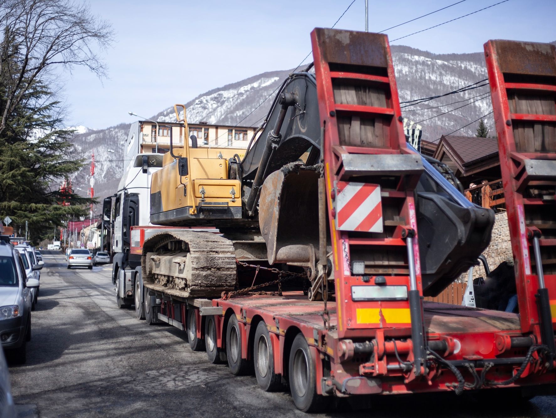 transport av grävmaskiner